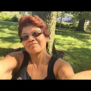 Meet your Posher, Paula